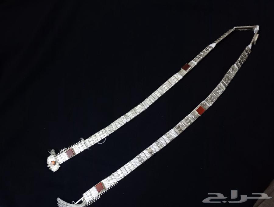 Silver belt for urgent sale at 45063075416267137116