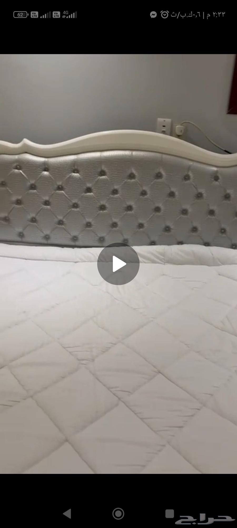 Malaysian bedroom, living room, refrigerator, washing machine, oven, and two window air conditioners63074579940737114