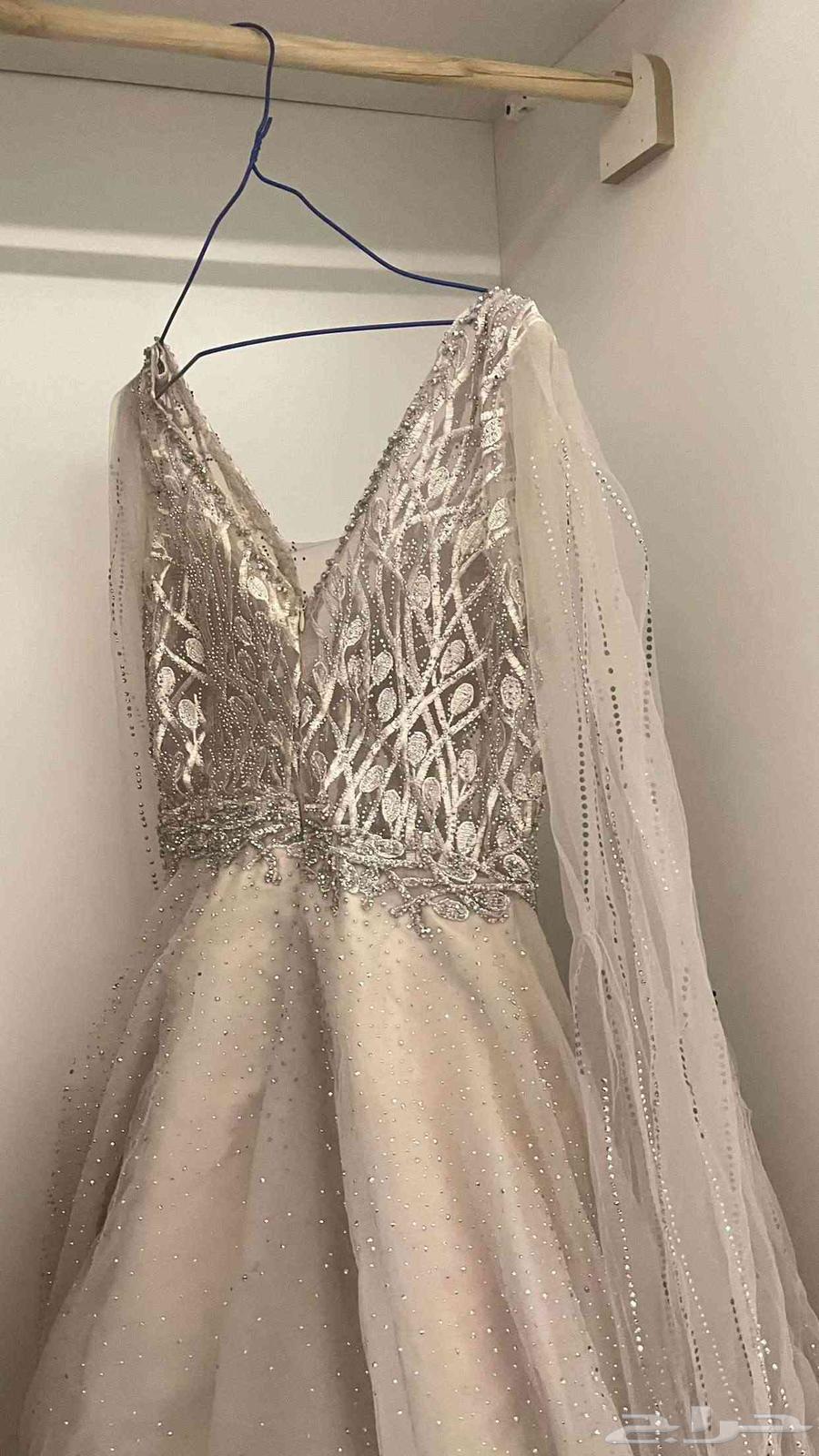 Women's dress63074997907714111