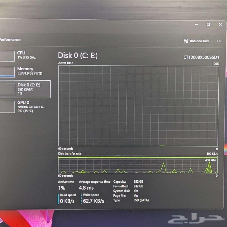 High-spec desktop computer with screen, keyboard, mouse, and headphones63075406503681113
