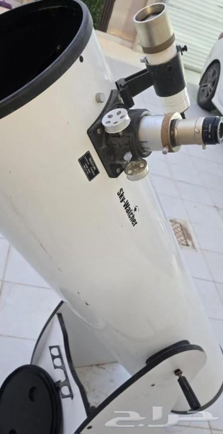 تلسكوب فلكي مستعمل 12 انش63076574562178113