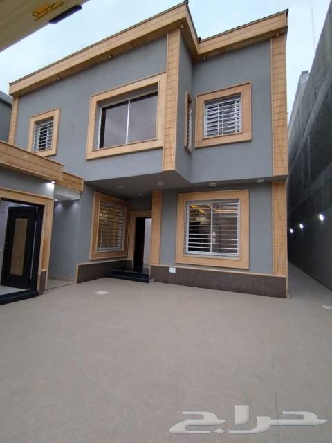 Villa for sale, two floors and a basement, luxury finish, in the northern part of Al-Tadamun, Abha629306652871711117