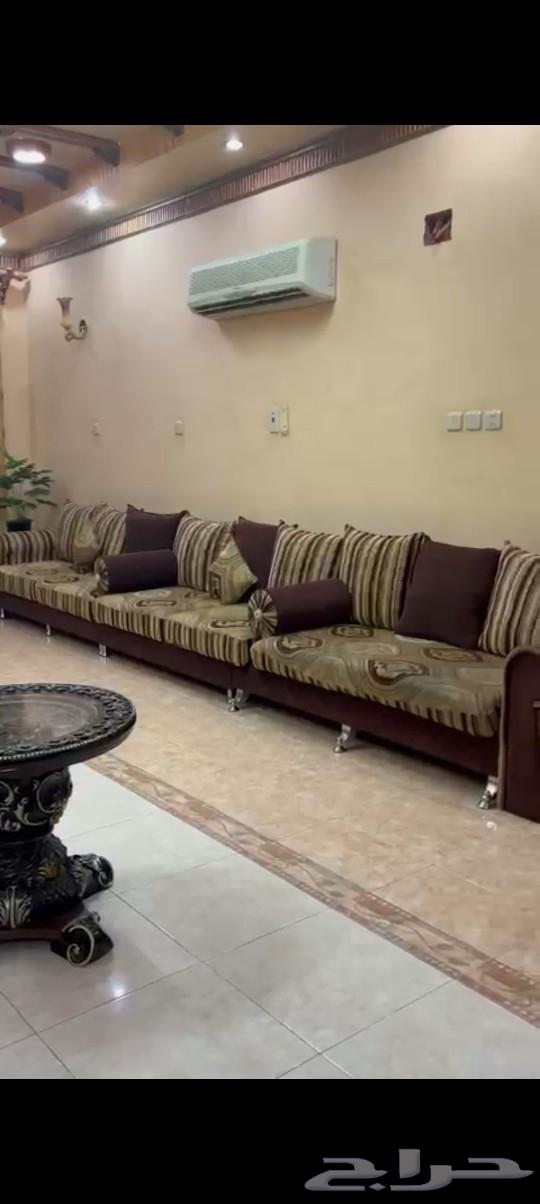 Used furniture for sale. Contact by phone or WhatsApp.63073346132611111