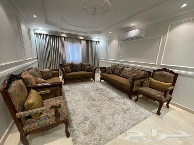 طقم كنب 9 اشخاص بحالة ممتازة630754163639051117