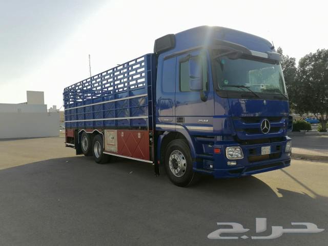 Lori 8 meters closed for transporting furniture63019580737922111