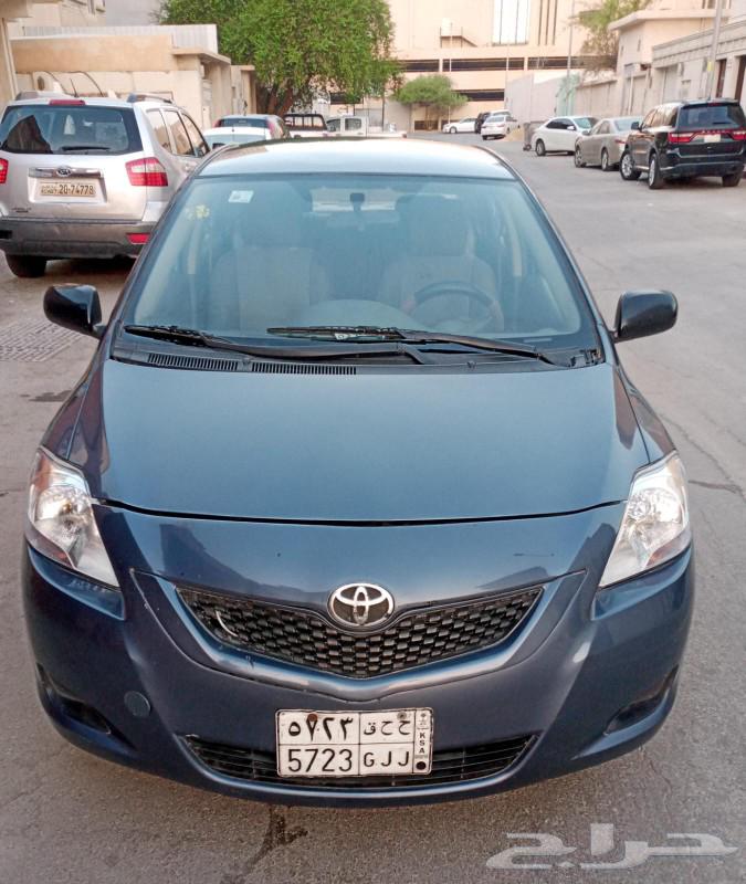 السيارة معروضة للبيع. المحرك جيد. ناقل الحركة هو63108886063875114