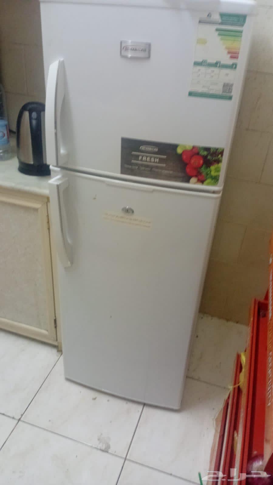 Malaysian bedroom, living room, refrigerator, washing machine, oven, and two window air conditioners63074579940737111