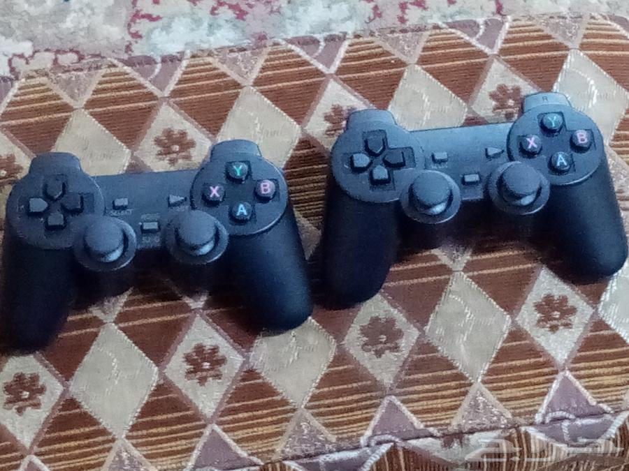 Retro 2 controller and storage memory containing 20 games.63070923729795113