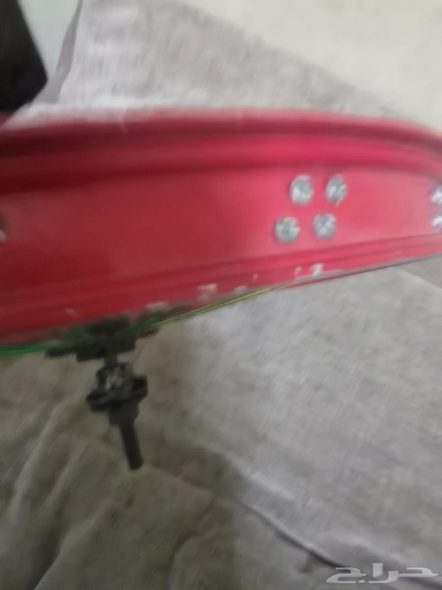 للبيع جنط سيكل مقاس 20 نظيف بس مشكلته الاكس يحتاج تغيير63107773419011111