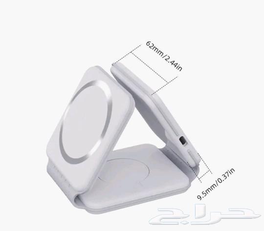 A small diverse headphone63073367413251112