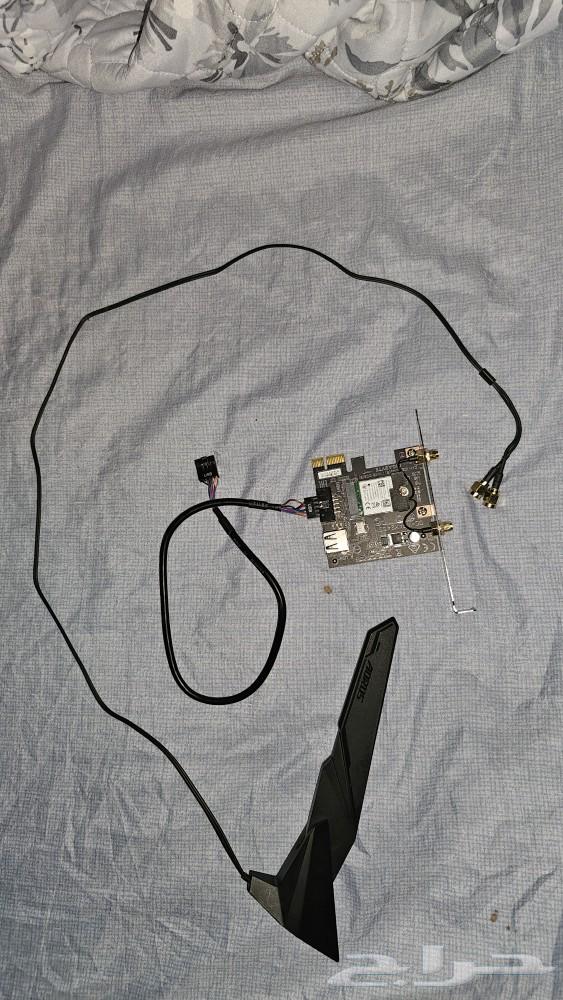Wi-Fi 6E and Bluetooth 5.3 connectivity with a strong antenna from Gigabyte63072493601282111