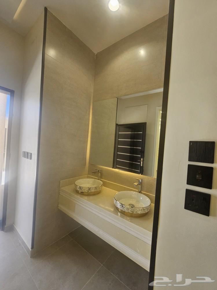 للبيع شقق ارضي بموقع استثماري متميز ب ابها63013386754051114
