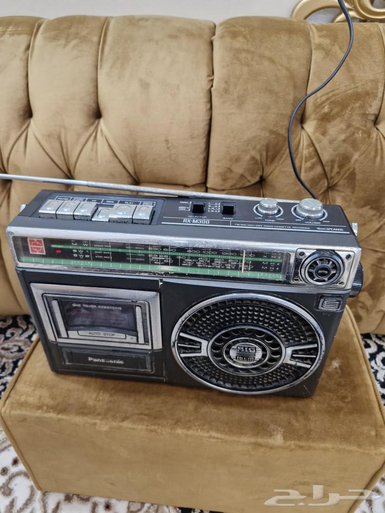 Old working Panasonic recorder. The recorder and radio of your time, O youth.630709083809301114