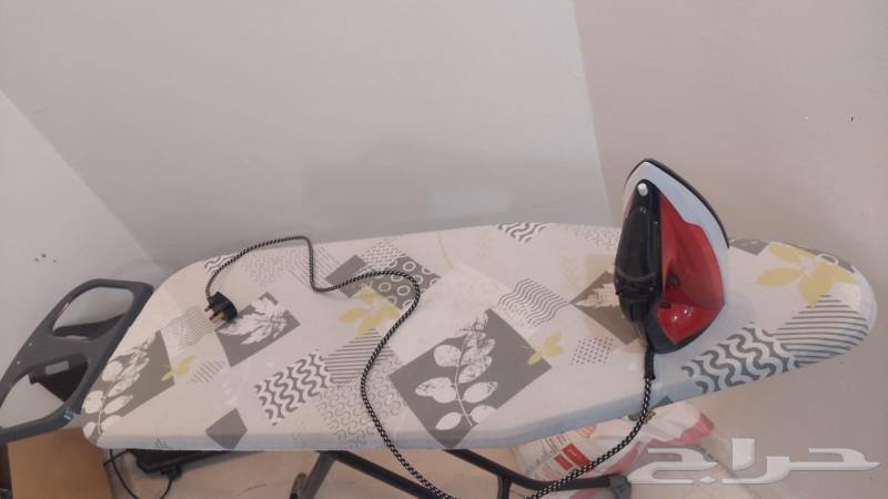 Ironing chair and table63073366889474112