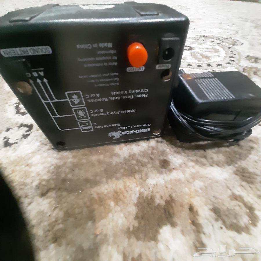 جهاز طارد للحشرات وصراصير ولعقارب ونمل من المنزل يعمل بلكهرب63067986972546112