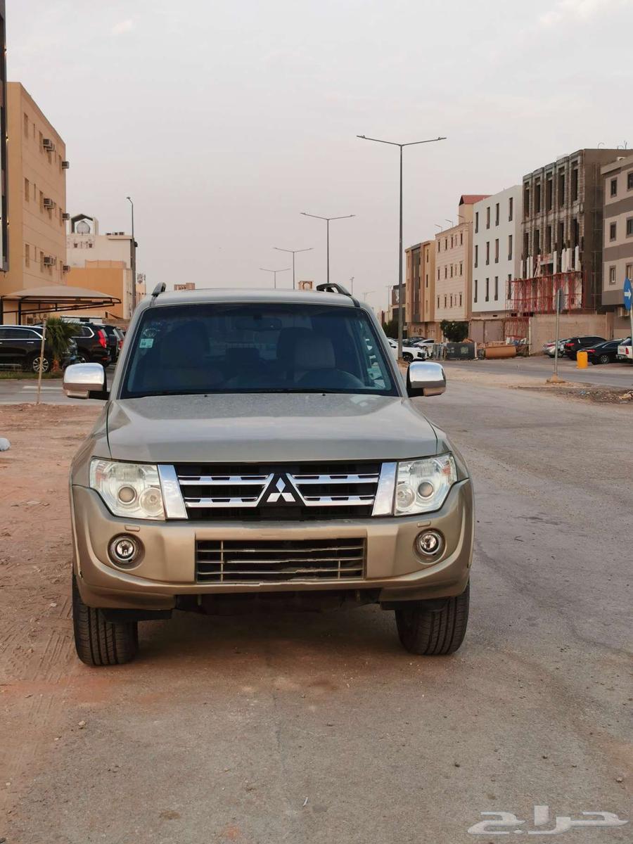 Pajero Quarter 201263106263569155112