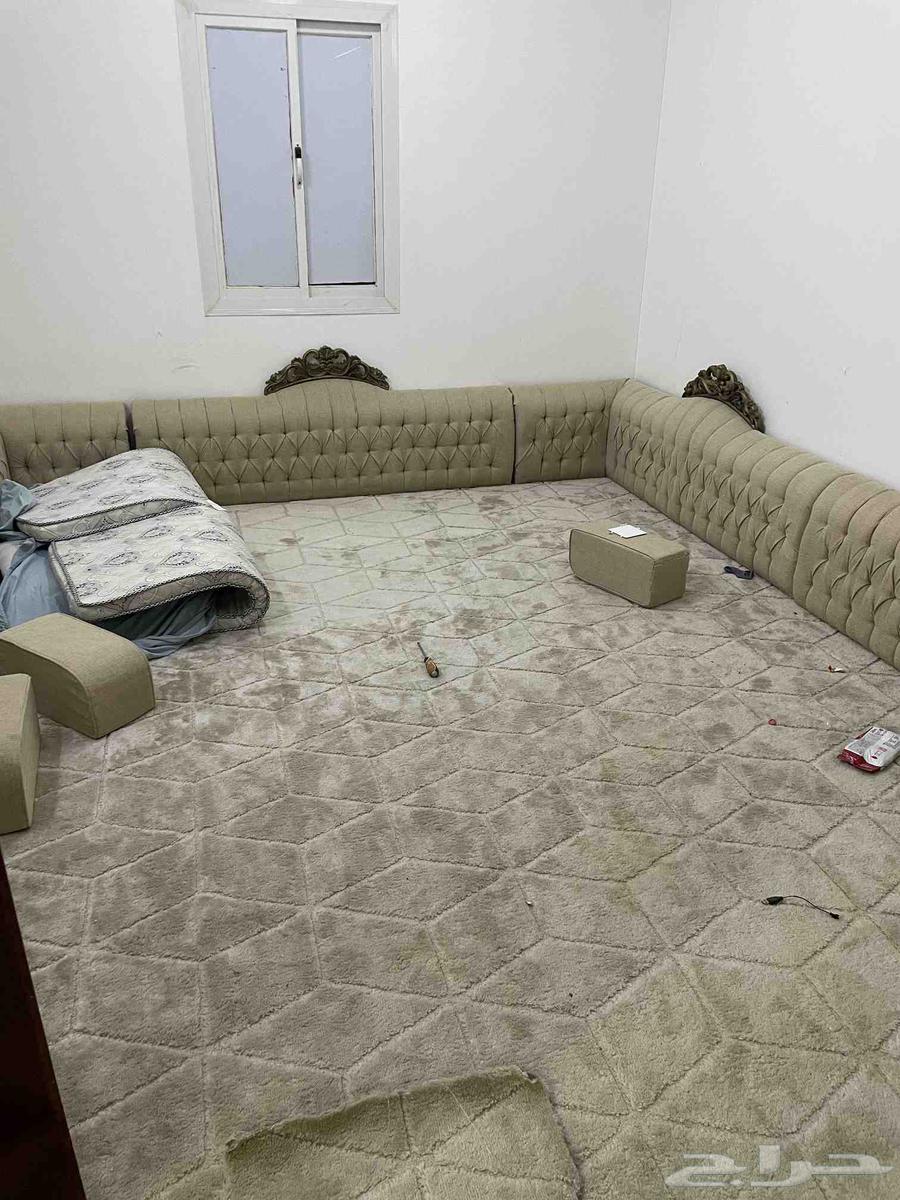 كنب صالة وغرفة نوم من هوم بوكس للبيع63067602034689111