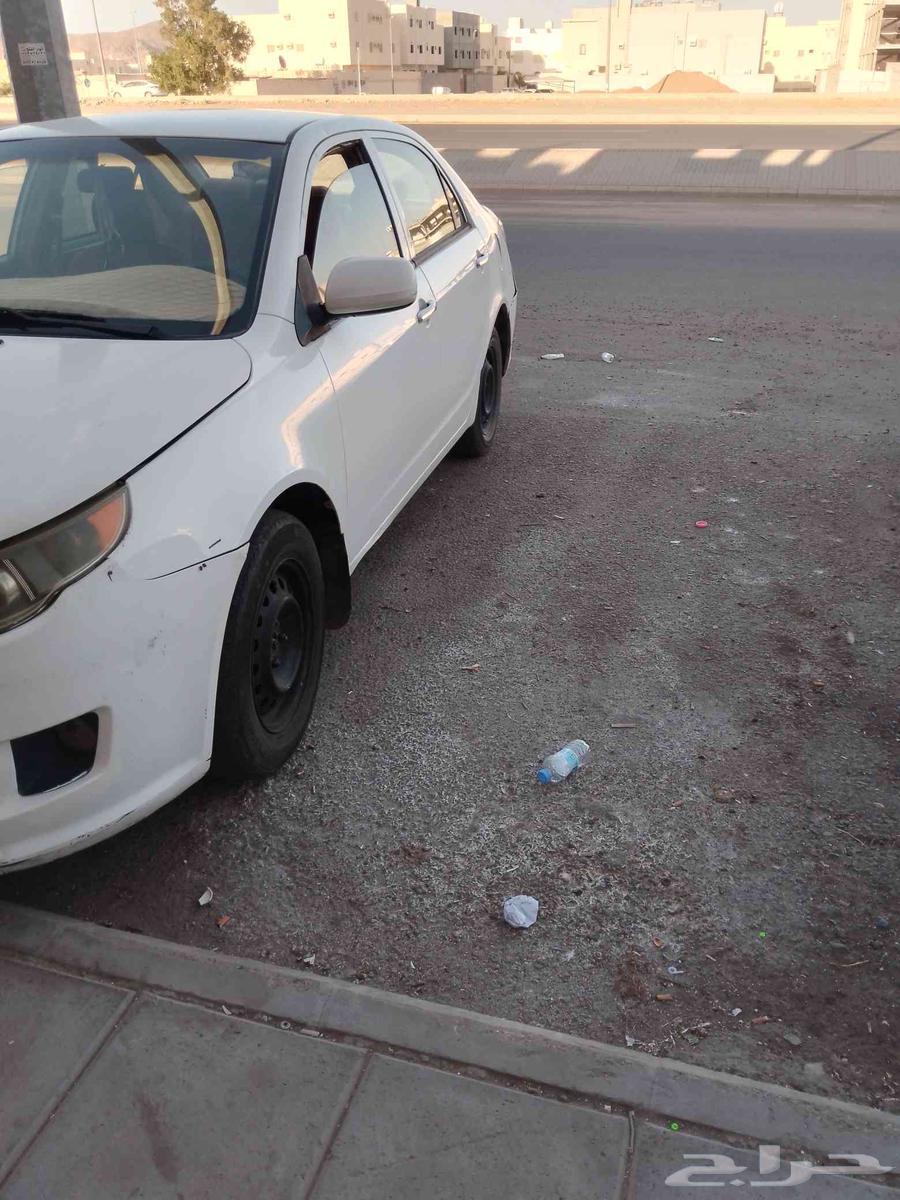 Hello, white Geely car, good engine, air conditioning working, manual transmission63106259279617111
