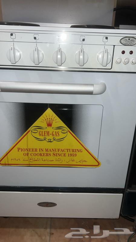 For sale: used stove and electric oven, one week old, very clean and new63069231547777111