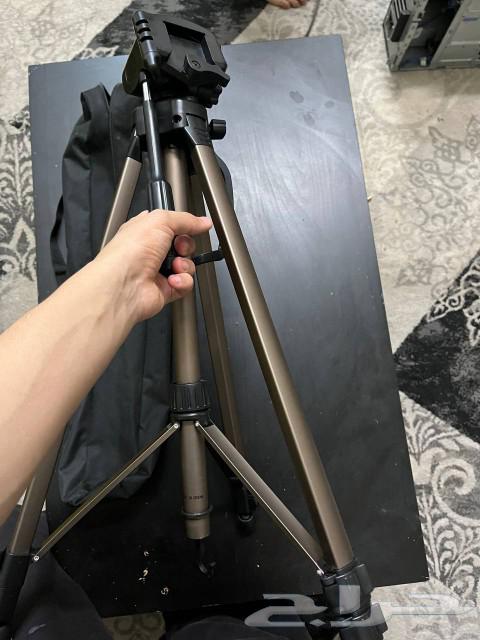 Tripod63480472705155112