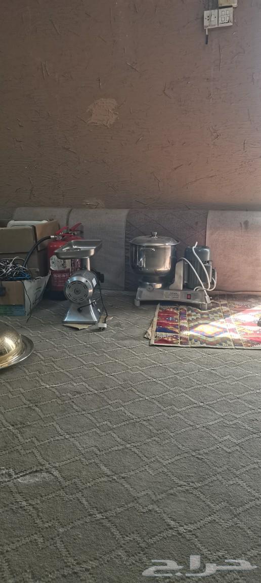Hello, I am selling restaurant equipment in Qassim.63069664599555113