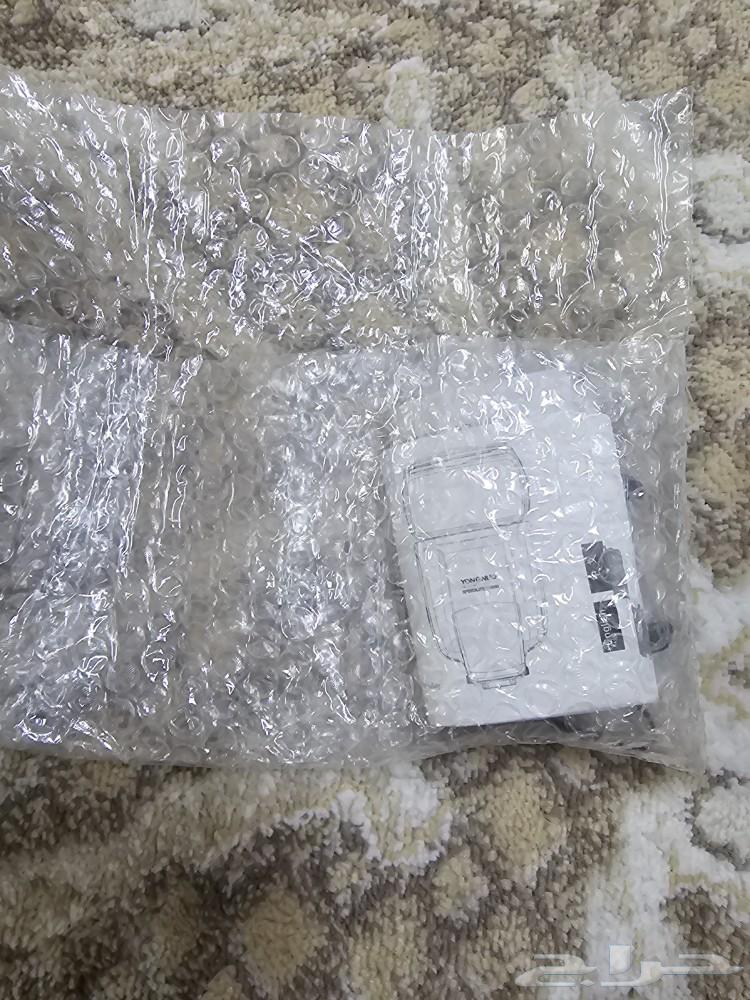 For sale, a complete camera flash with its accessories63069670270593113