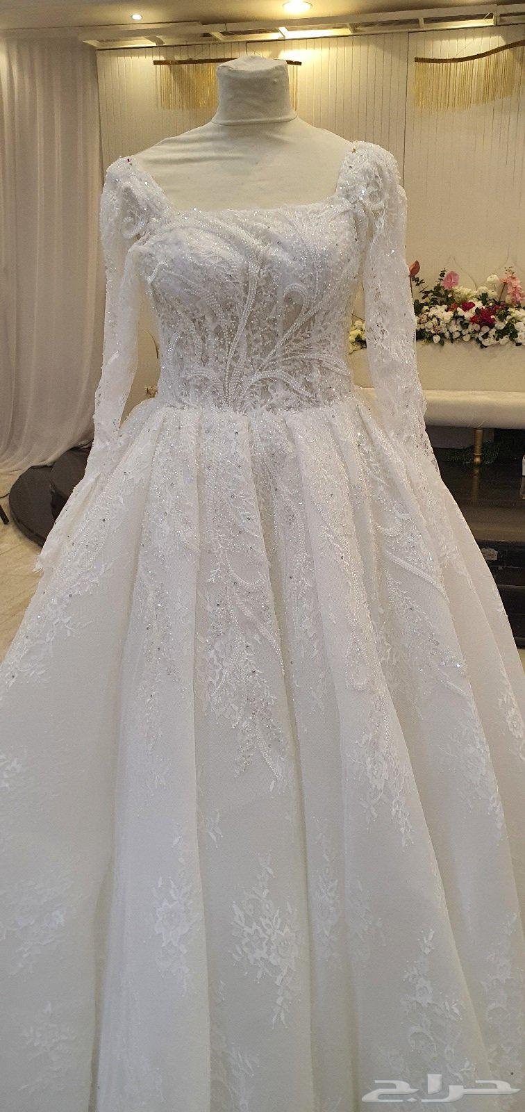 للبيع فستان زفاف أبيض و فستان صنعاني نفس الصوره630675749927711114