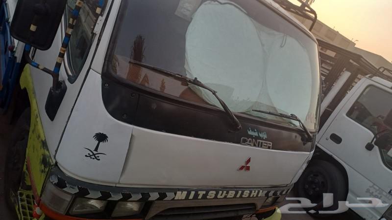 For sale, a Mitsubishi Delica fully kohled, model 200063105864405507111