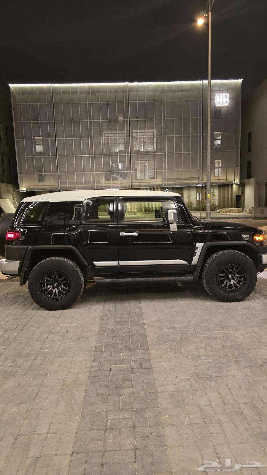 Black 2022 FJ Cruiser 2, clean63171357338627111