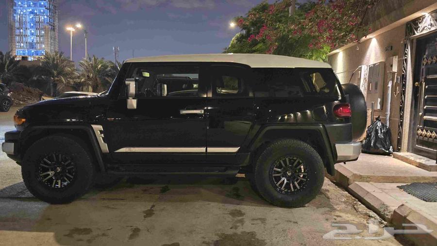Black 2022 FJ Cruiser 2, clean63171357338627113