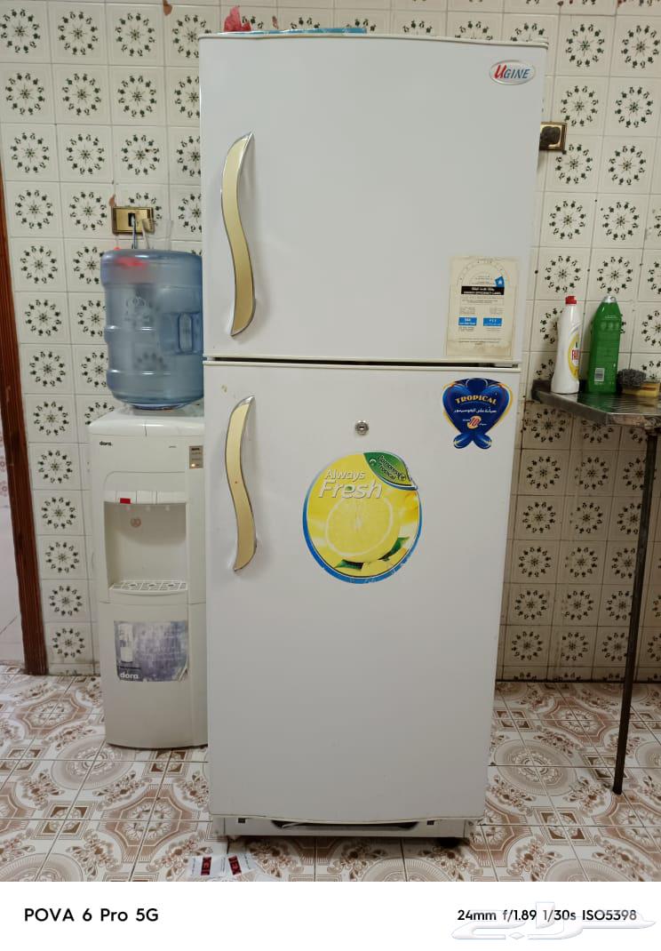 Very clean UGINE 12 cubic feet refrigerator.. and a tip for those looking for a clean refrigerator631111839719711126