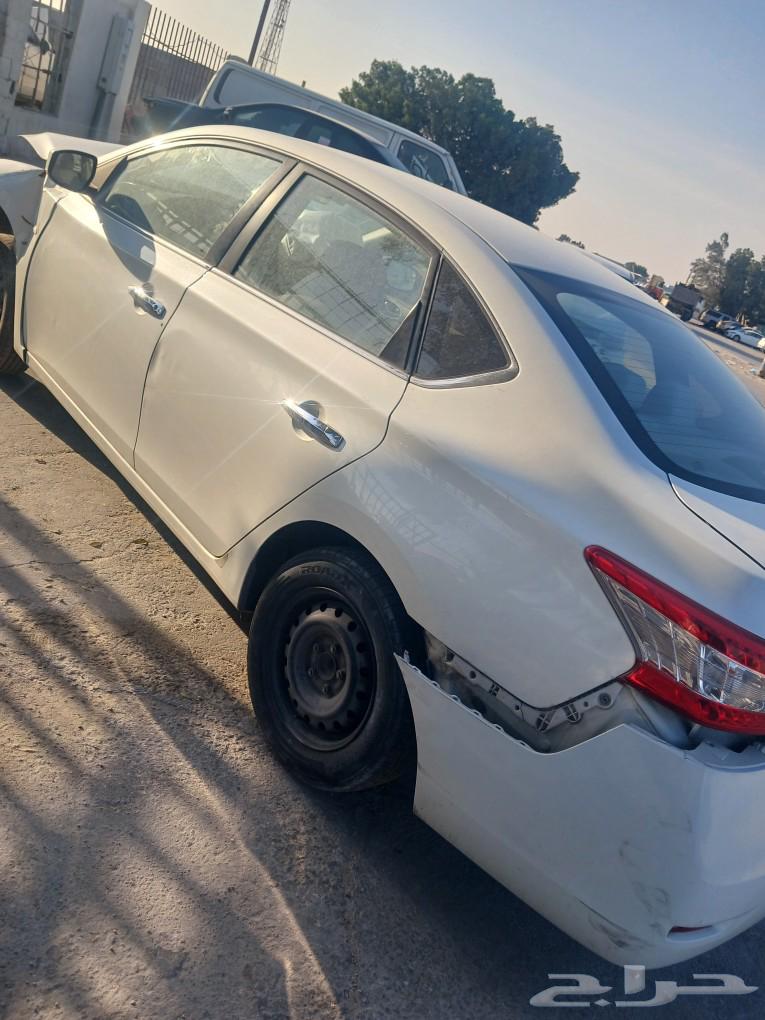 نيسان سنترا 201663171778431618112