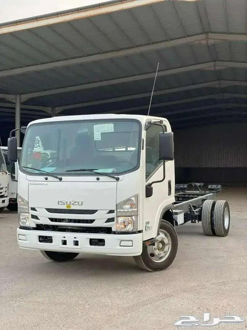 Isuzu truck 4 tons63173202797058113