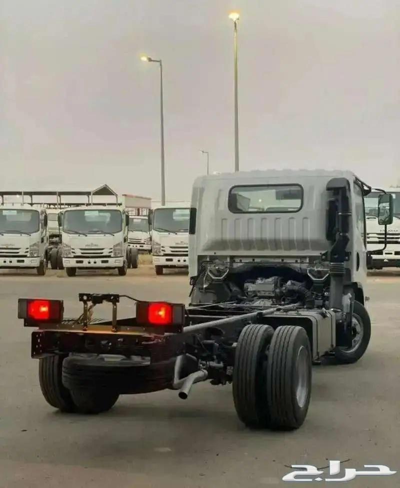 Isuzu truck 4 tons63173202797058112