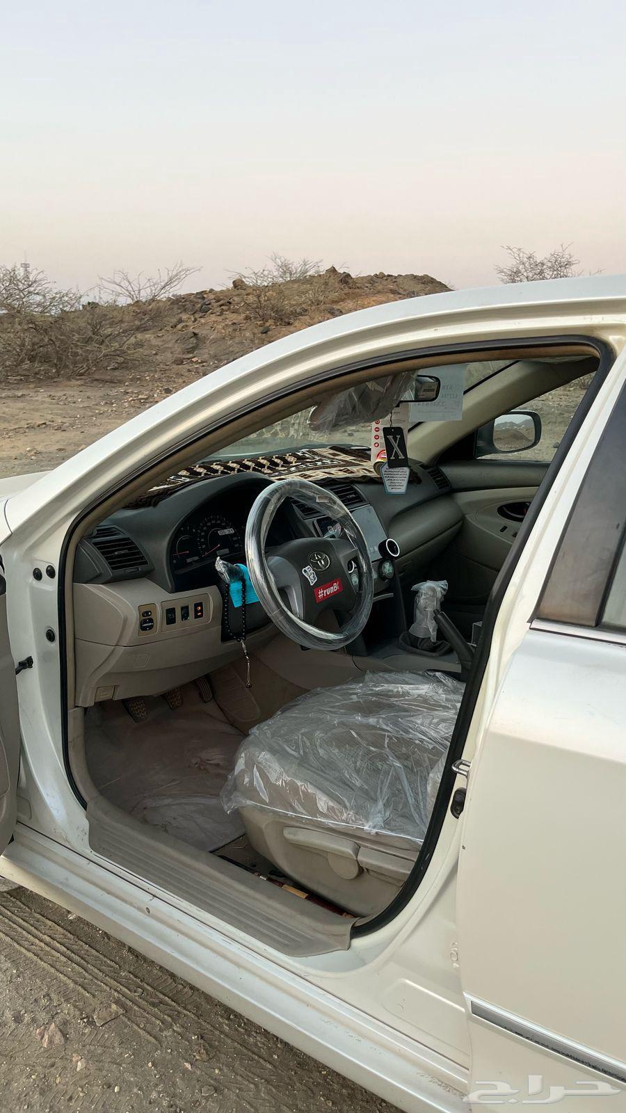 تويوتا كامري 2011 ابيض لؤلؤي63170873445634111