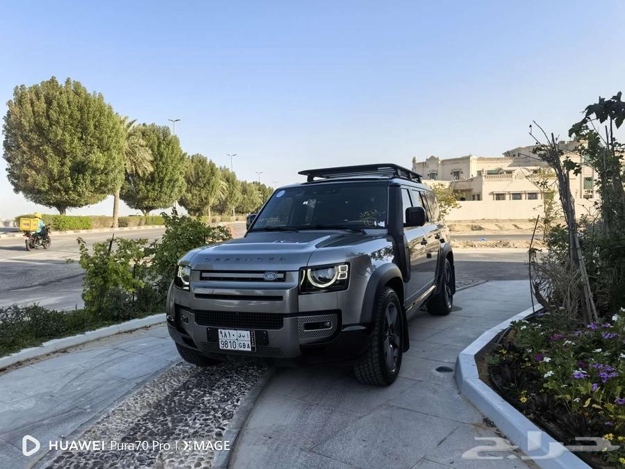For sale 2024 Land Rover Defender with customs documents630977253706271112