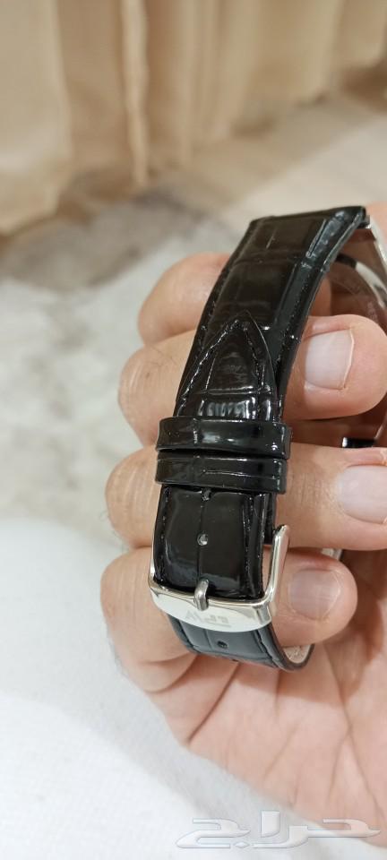 ساعه ماركه تجاريه جديده لم تلبس ...63065607886593112