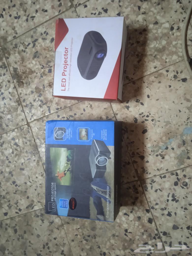 Projector63066410411523112