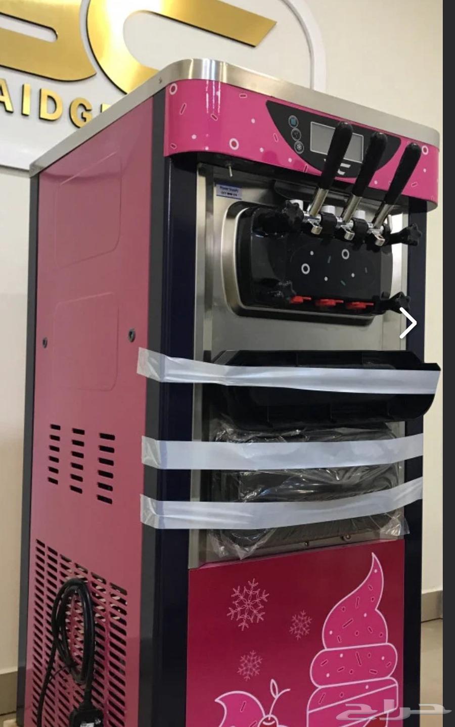 Ice cream machine63068824829954117