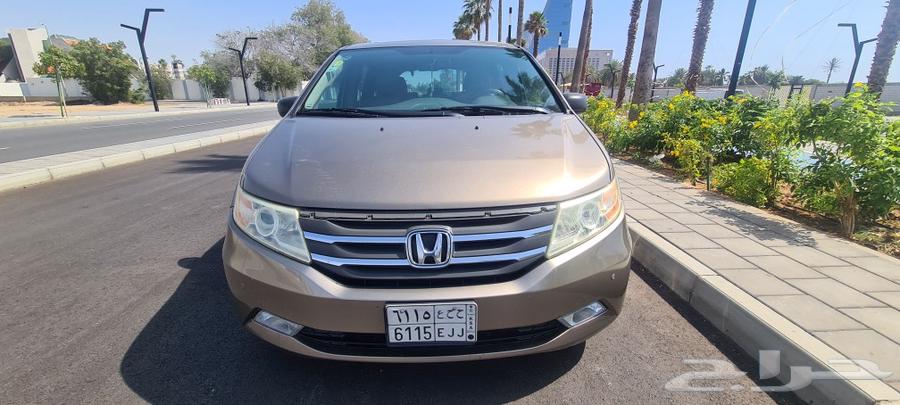 Honda Odyssey 2013 for sale. Price 15 thousand.630977294225941113
