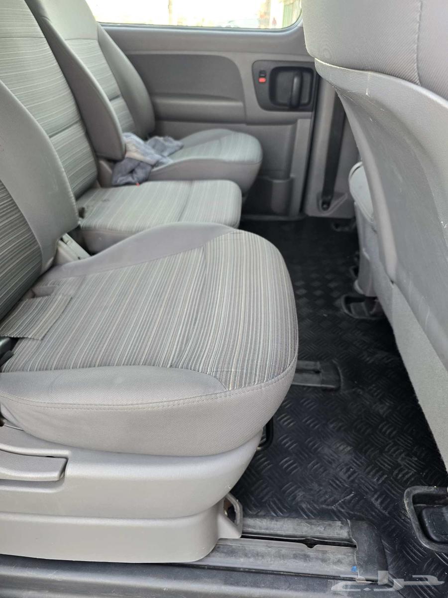 Hyundai Van Starex 11 Seats63095072549889114
