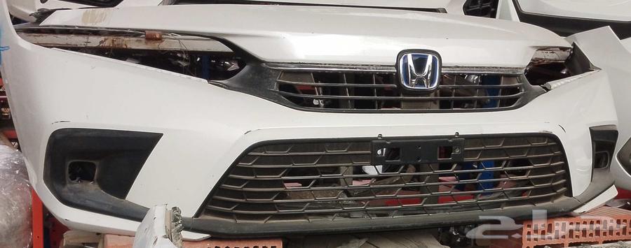 We have original Honda Civic shock absorbers and spark plugs from the agency.63093559245826111
