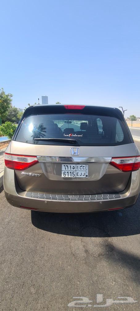 Honda Odyssey 2013 for sale. Price 15 thousand.63097729422594112
