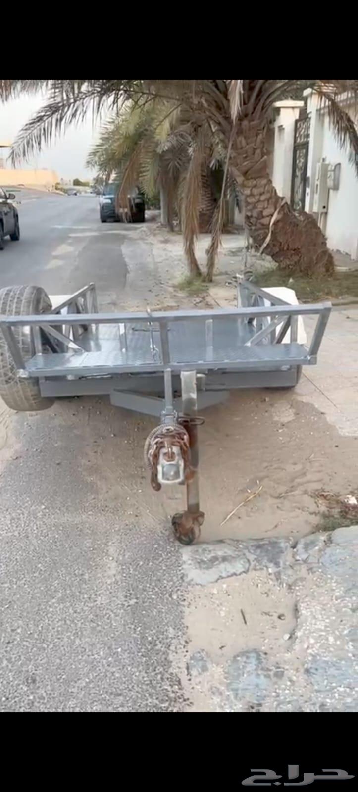 Car for sale, carries two drums 2000 in good condition and an old vintage phone 100063096568452609112