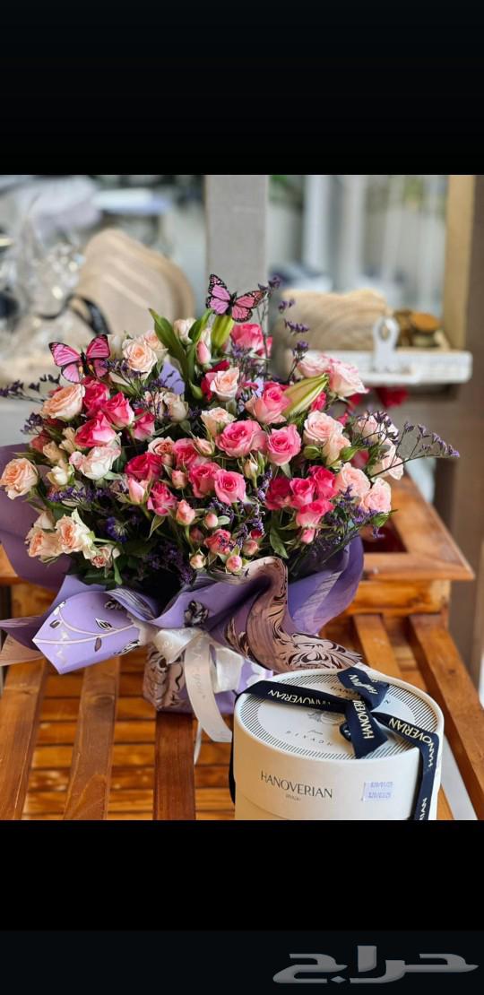 Delivery representative, flower arrangement, gifts in Abha and Khamis Mushait, order and it will be delivered to you63016101416578114