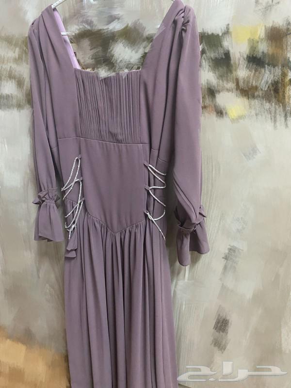 New dress price 170 and I'm selling it for 130. The reason for selling is that the size doesn't fit me, large L.630621959633951113