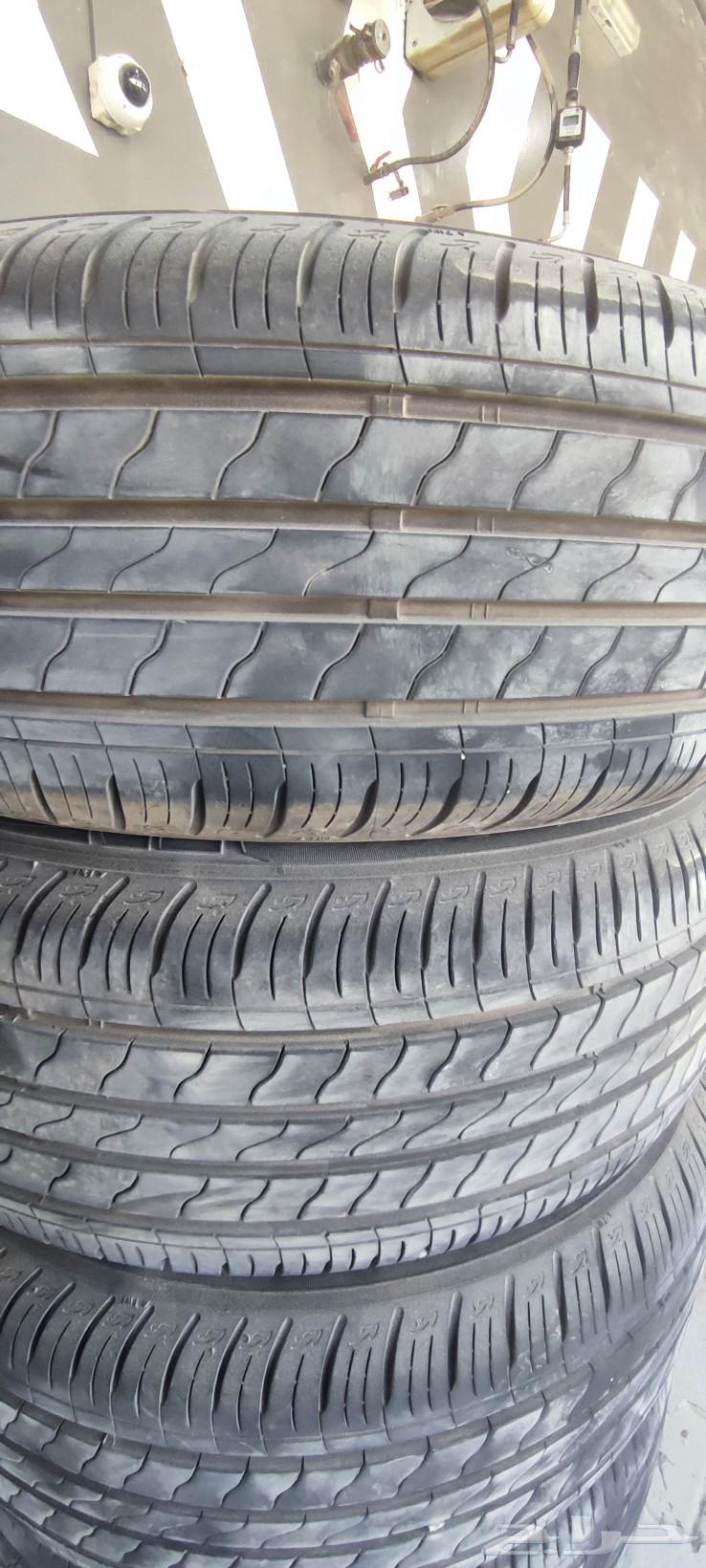 Use tires but new size 215 60R16 manufacturing 23weeks23630882163764501114
