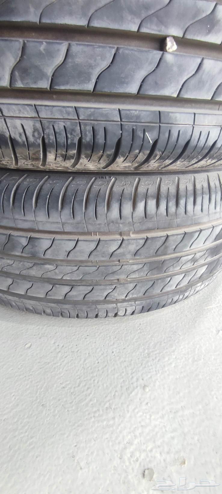 Use tires but new size 215 60R16 manufacturing 23weeks2363088216376450113