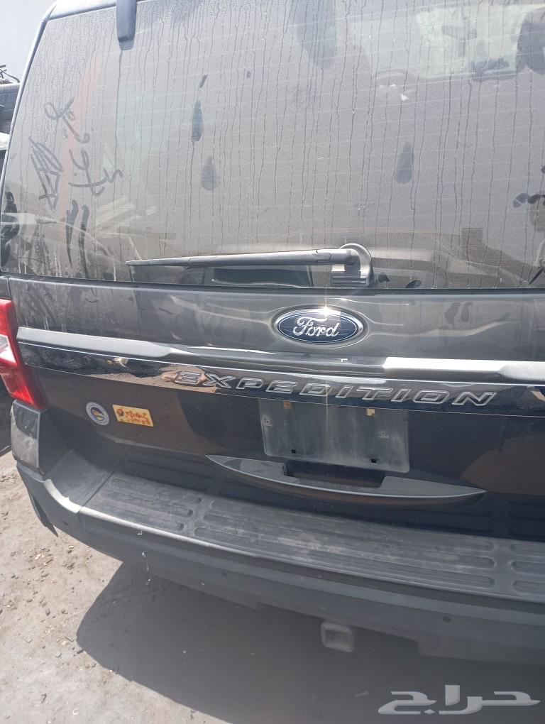 فورد اكسبديشن يوجد قطع غيار تشليح63011251908098113
