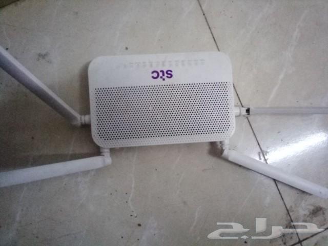 The Wi-Fi modem device is in excellent condition63057621182723111
